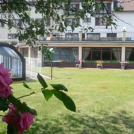Отель Logis La Rose Des Vents