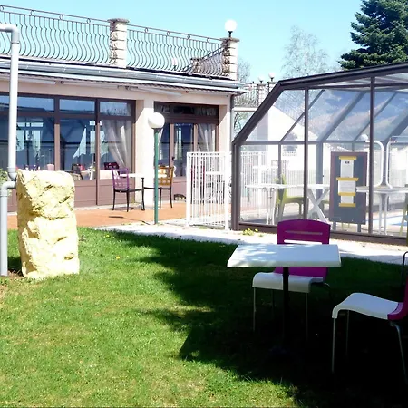 Отель Logis La Rose Des Vents 3*