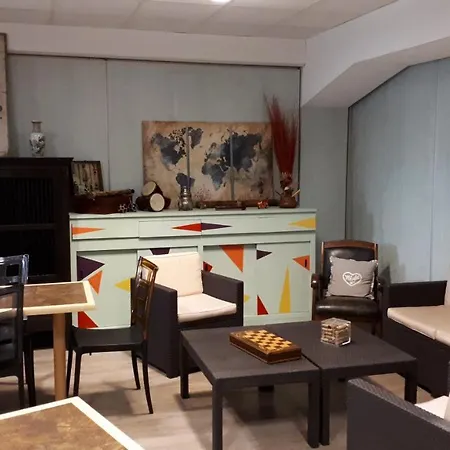 Logis La Rose Des Vents 3*