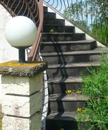 Logis La Rose Des Vents 3*