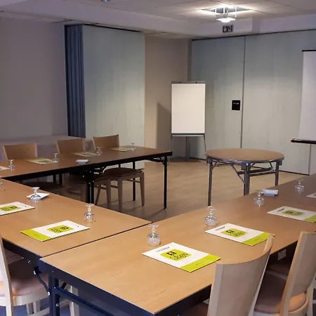 Logis La Rose Des Vents Otel Volvic
