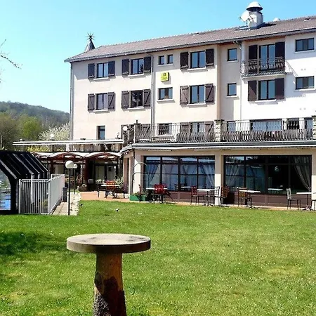 Logis La Rose Des Vents 3*