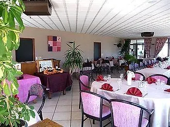 Logis La Rose Des Vents 3*