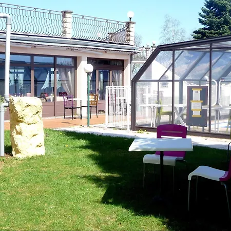 Hotel Logis La Rose Des Vents 3*