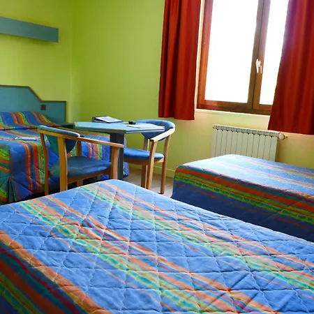 Logis La Rose Des Vents 3* Volvic