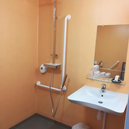 Отель Logis La Rose Des Vents 3*