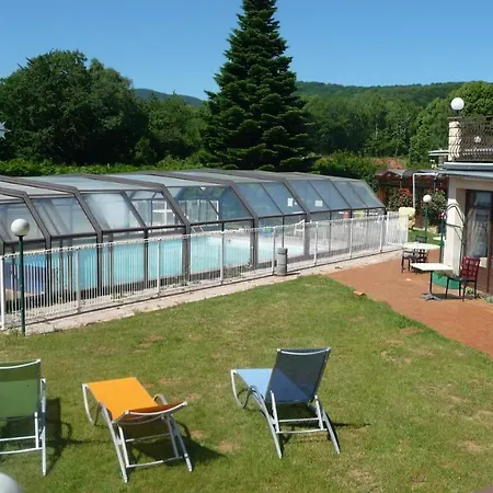 Logis La Rose Des Vents 3* Volvic