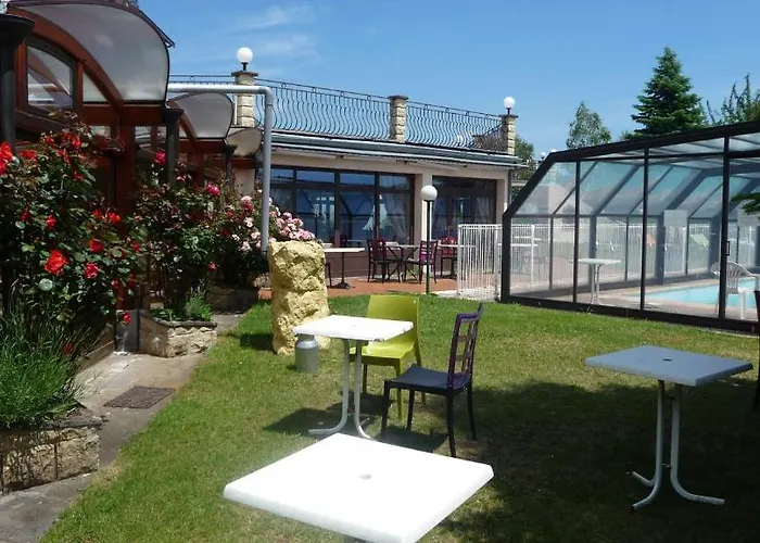 Logis La Rose Des Vents 3*