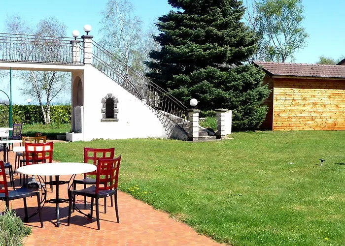 Отель Logis La Rose Des Vents 3*