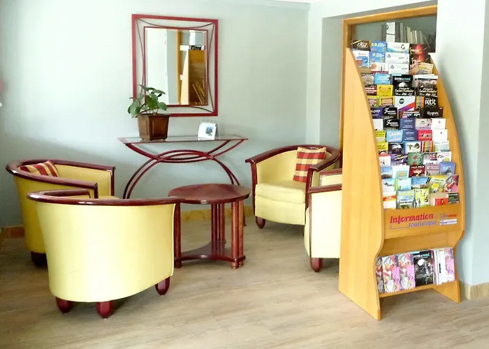 Отель Logis La Rose Des Vents 3*