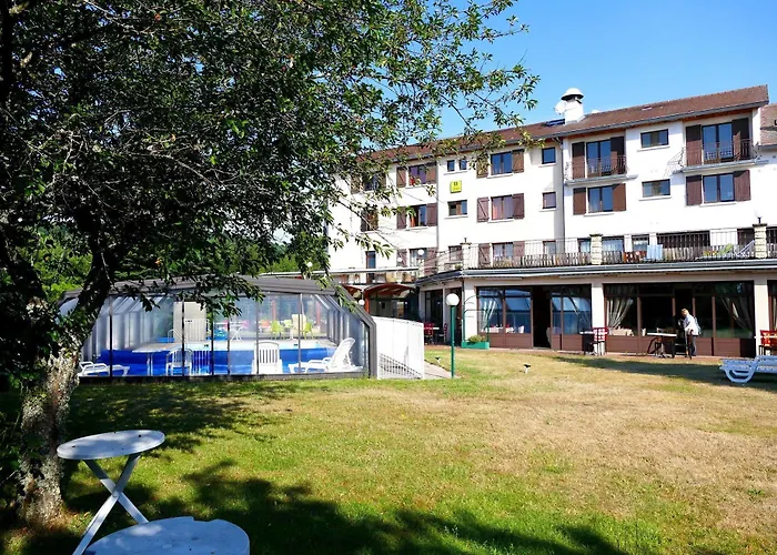 Отель Logis La Rose Des Vents 3*