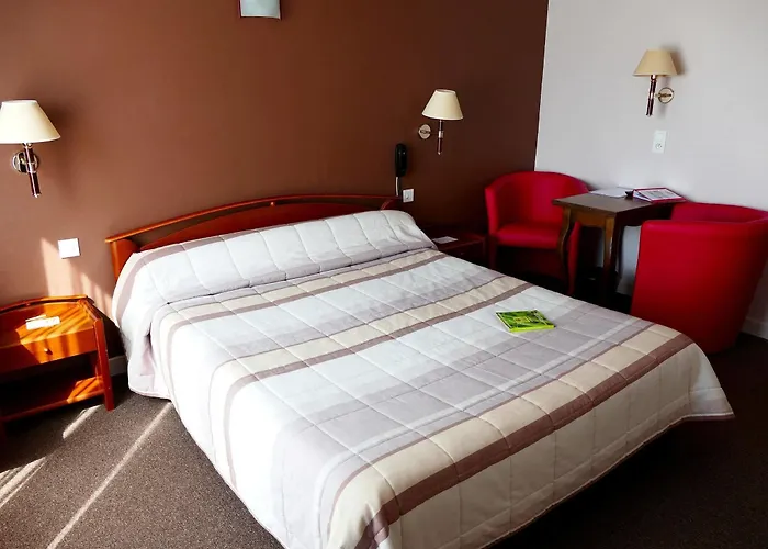 Отель Logis La Rose Des Vents 3*